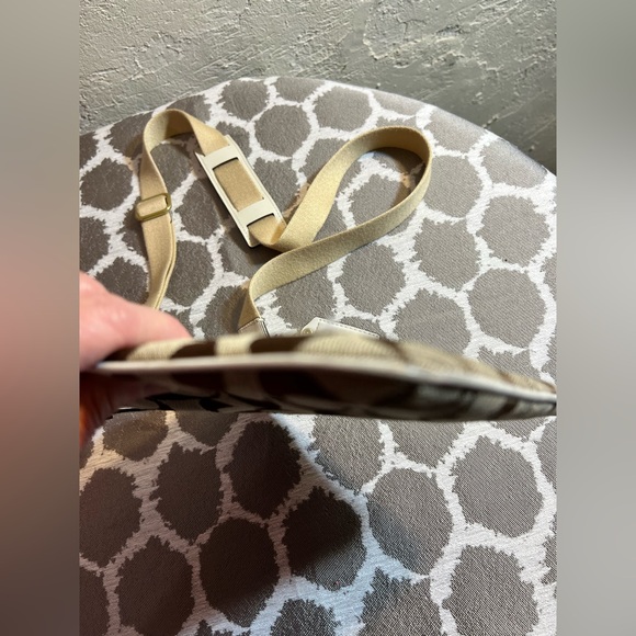 Coach Tan Crossbody Bag - Picture 5 of 15